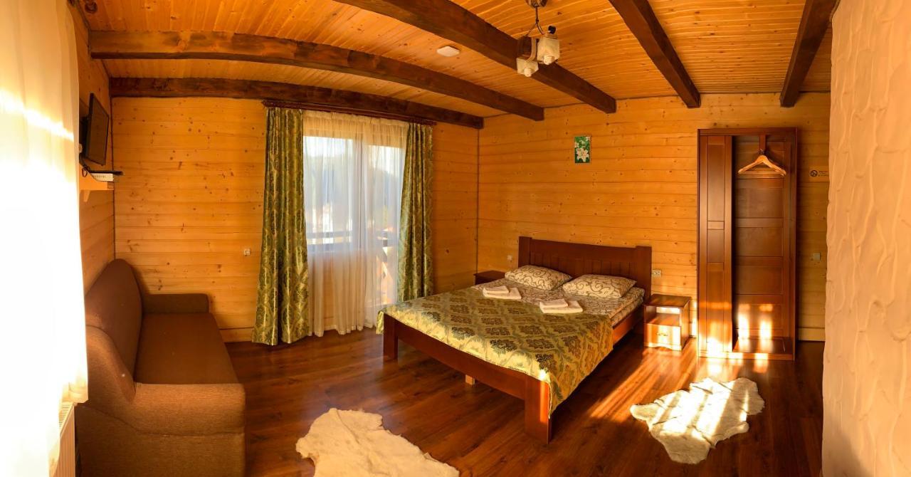 Guest House Lileya Bukovel Exteriör bild