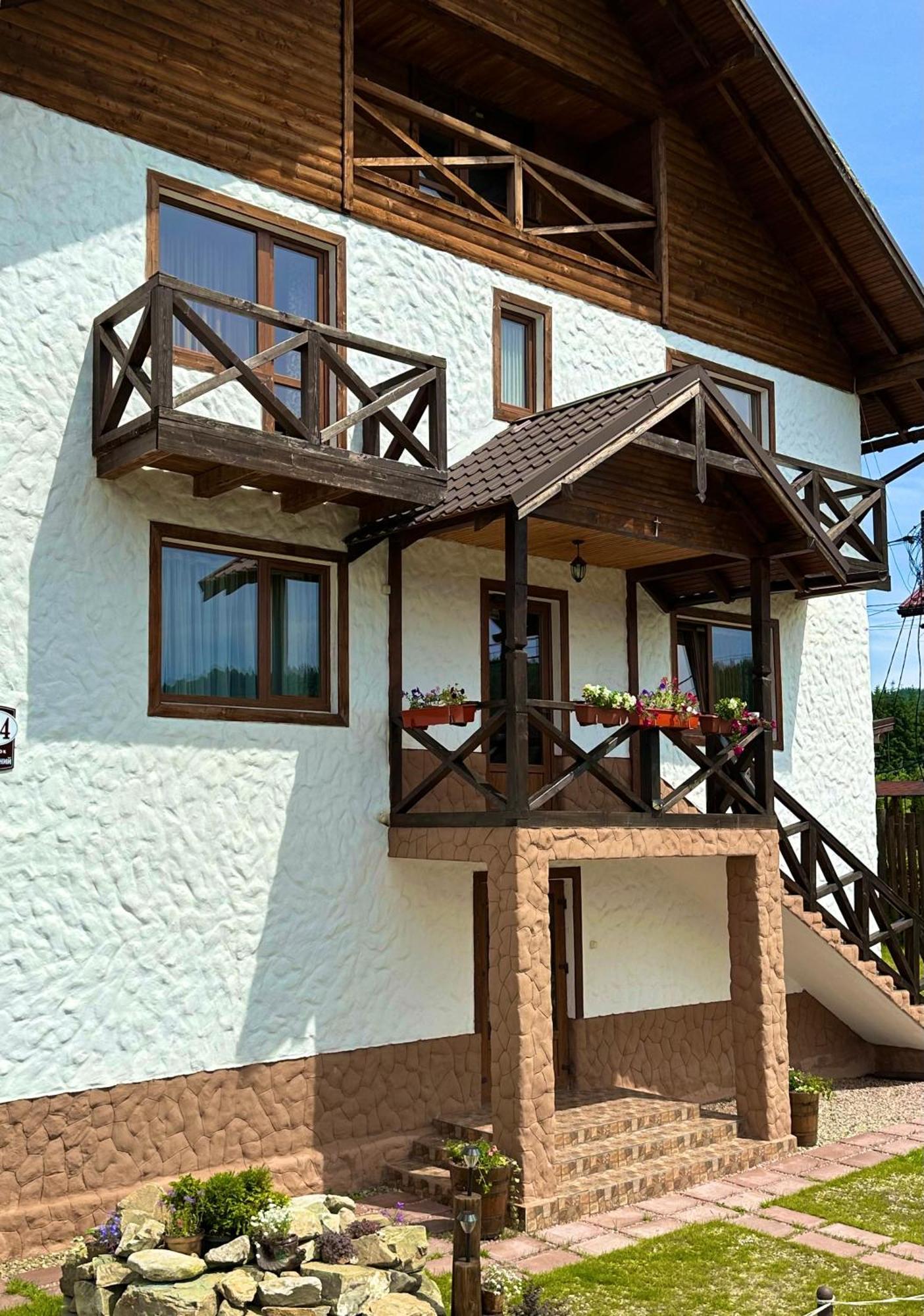 Guest House Lileya Bukovel Exteriör bild